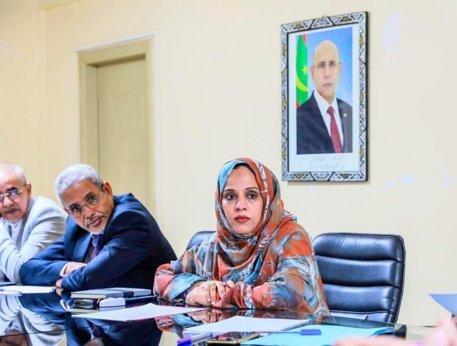 معالي الوزيرة تعقد اجتماعا بممثلي الهيئات النقابية