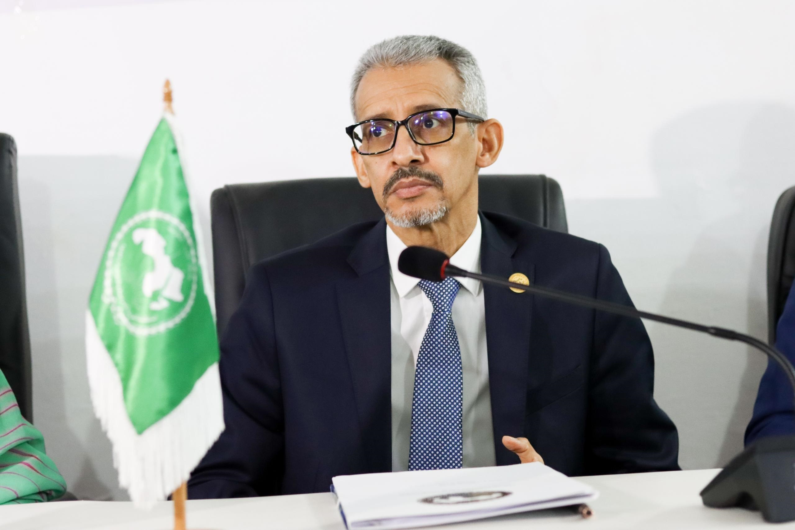  معالي الوزيرة تطلق ورشة حول آليات توظيف المسرح والفن التشكيلي في الوسط المدرس